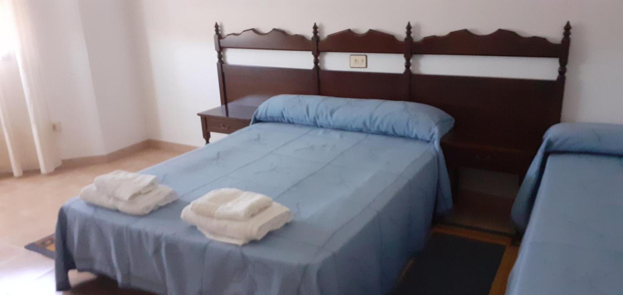 Hostal Entrimena 2 Entrimo ภายนอก รูปภาพ